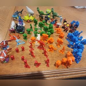 85 Piece PIXAR Mini Figurines Toy Lot, Incredibles, Finding Dory, And Toy Story